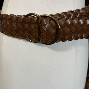 Brown braided O ring belt. Size small. Faux leather